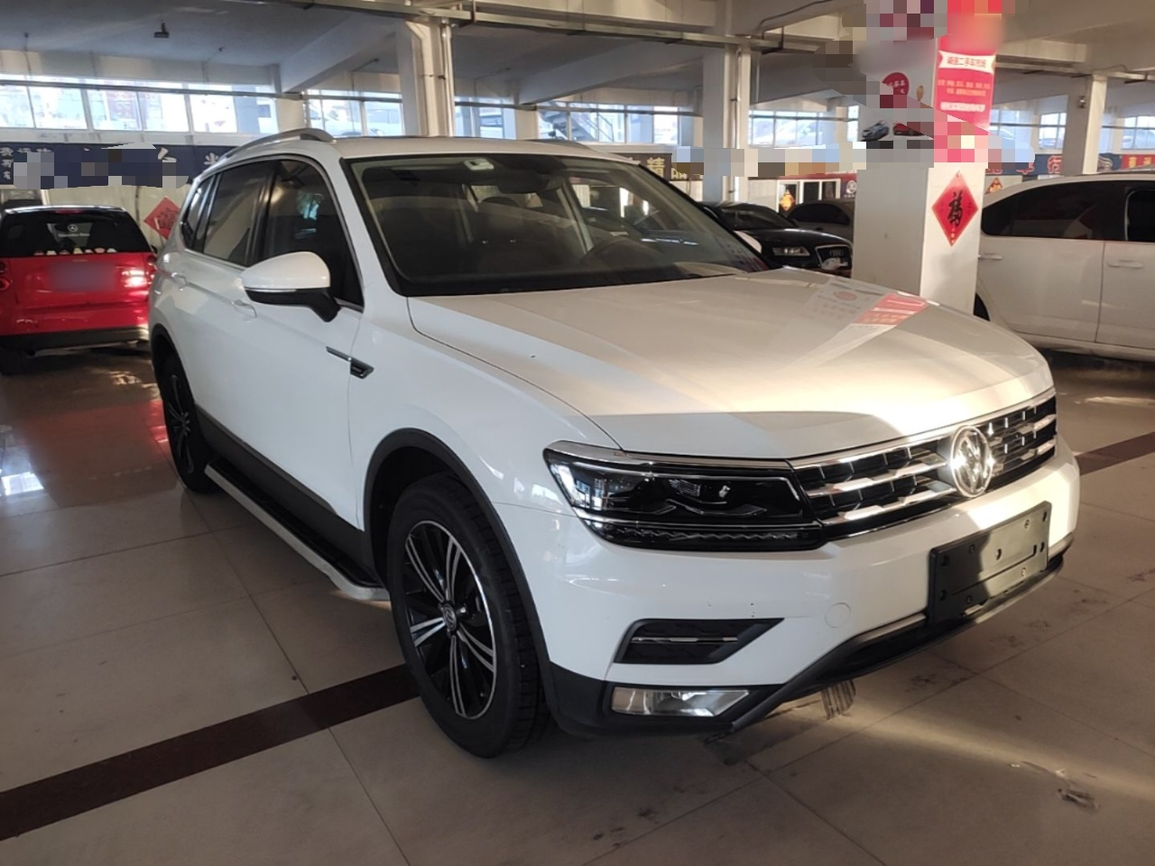 Tiguan L 2017 380TSI AT AWD Luxury photo 3