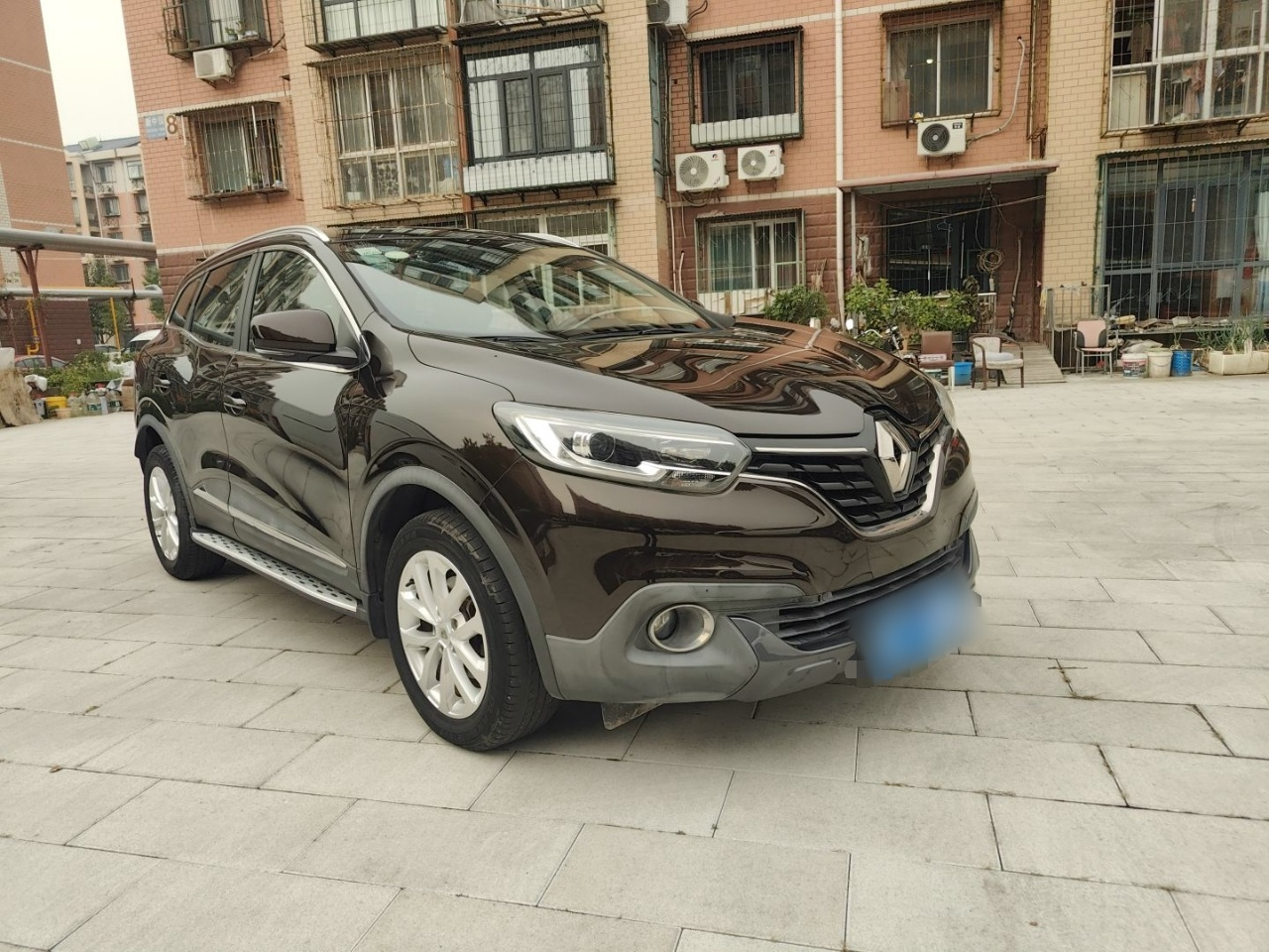 2016 2.0L RWD Luxury