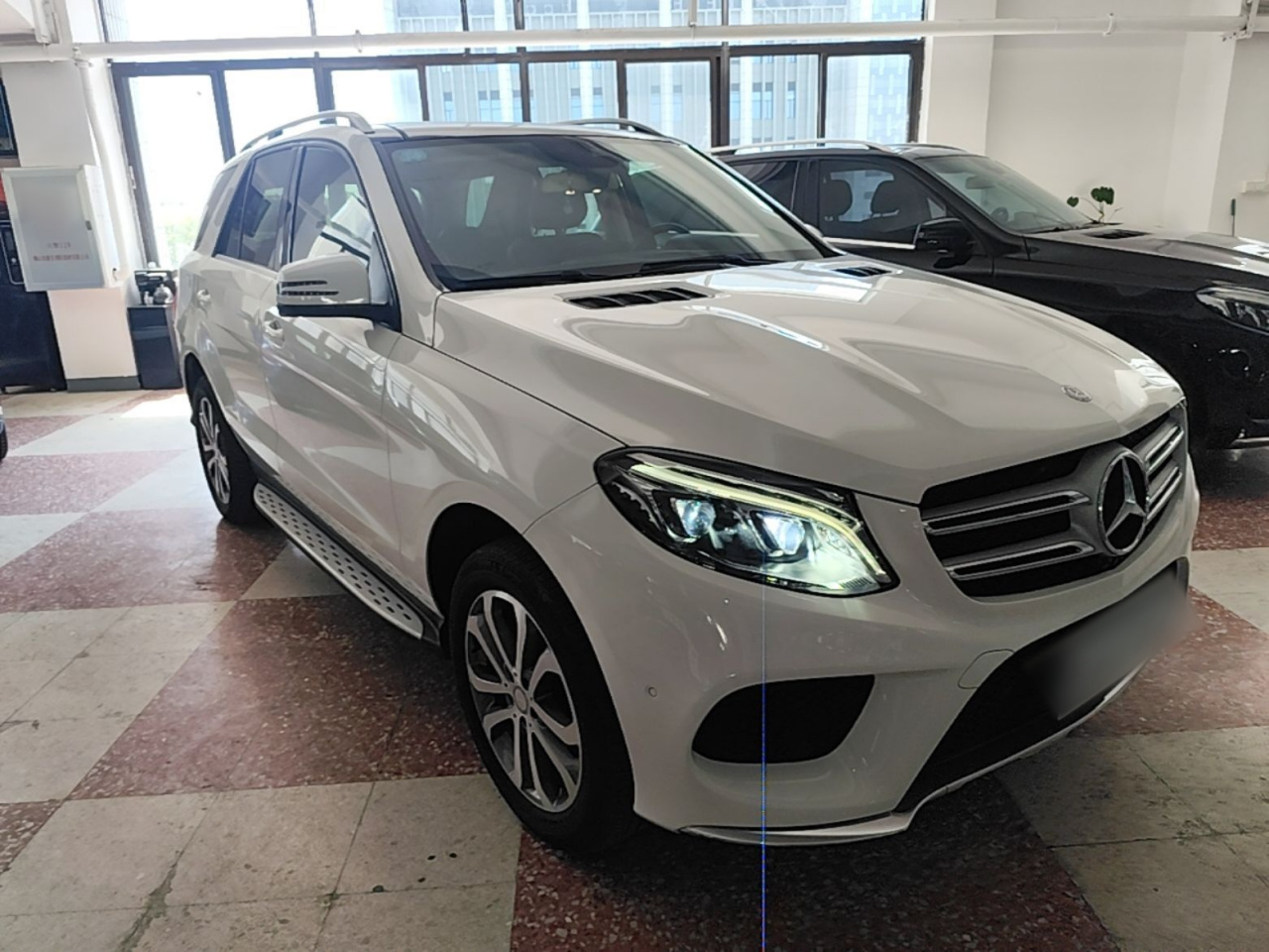 GLE Imported 2017 GLE 320 4MATIC Luxury photo 3