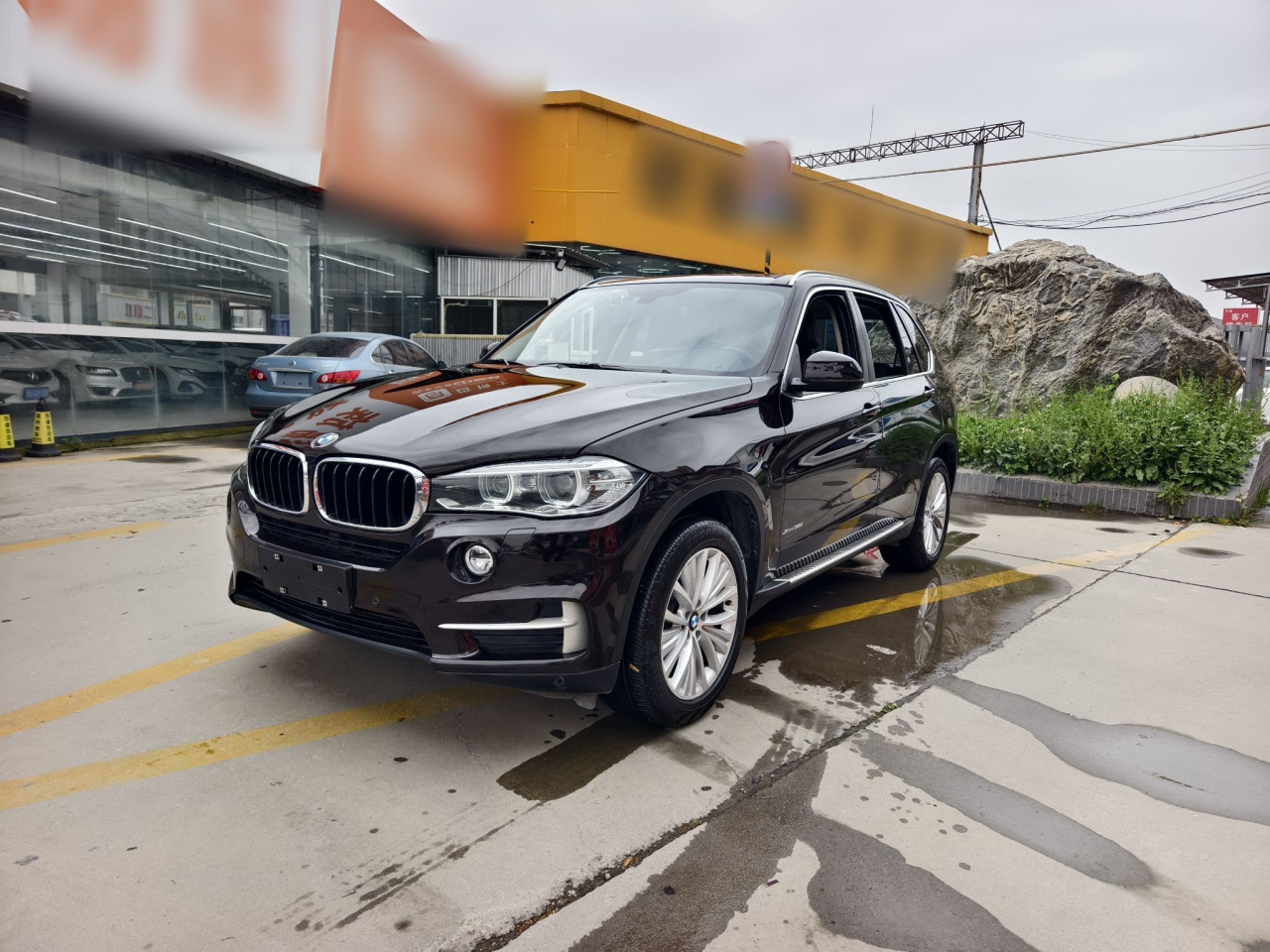 X5 Imported 2014 xDrive35i Leading