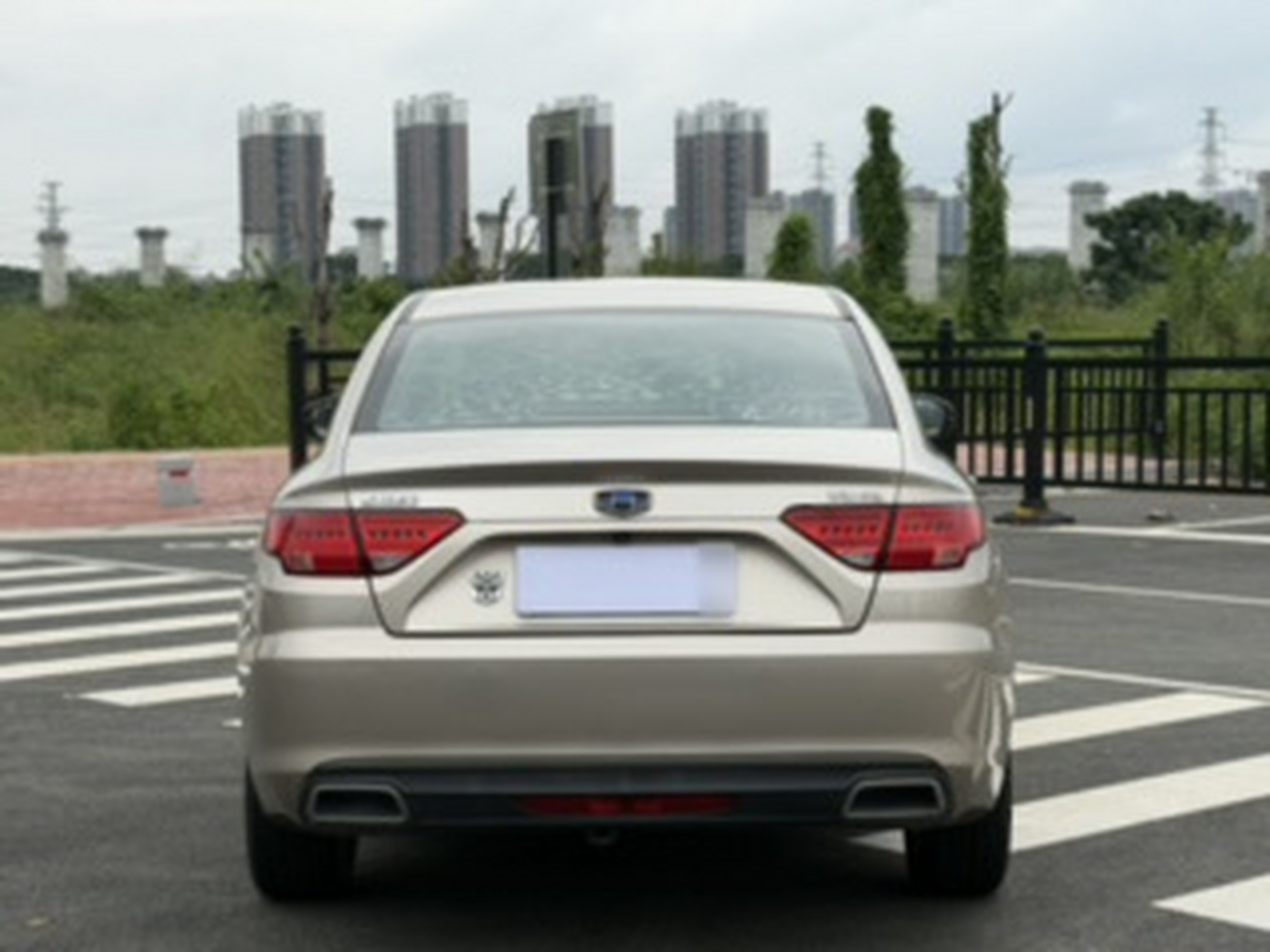 Emgrand GL 2017 1.3T DCT Elite photo 4
