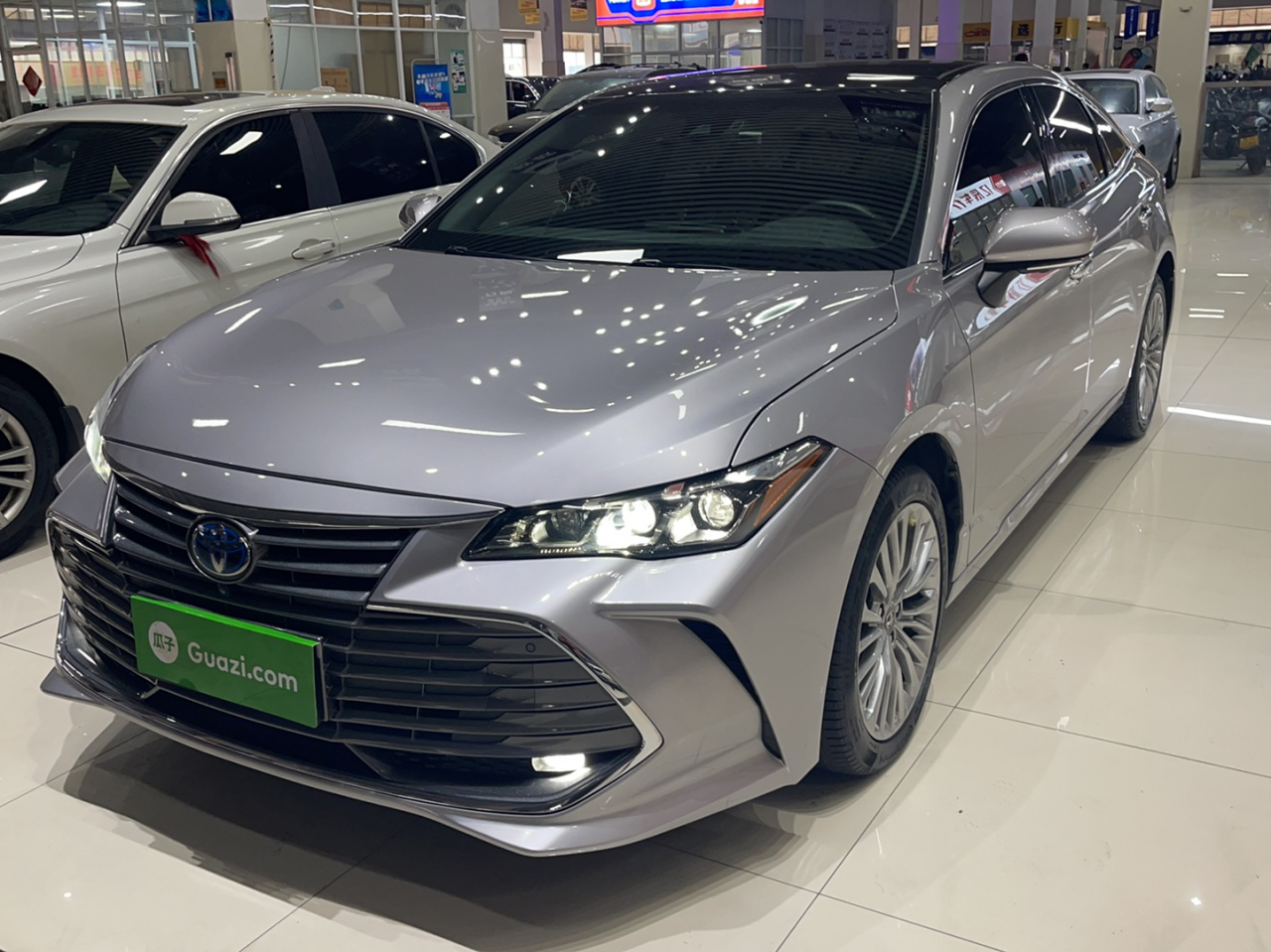Avalon 2019 Hybrid 2.5L XLE Premium China VI