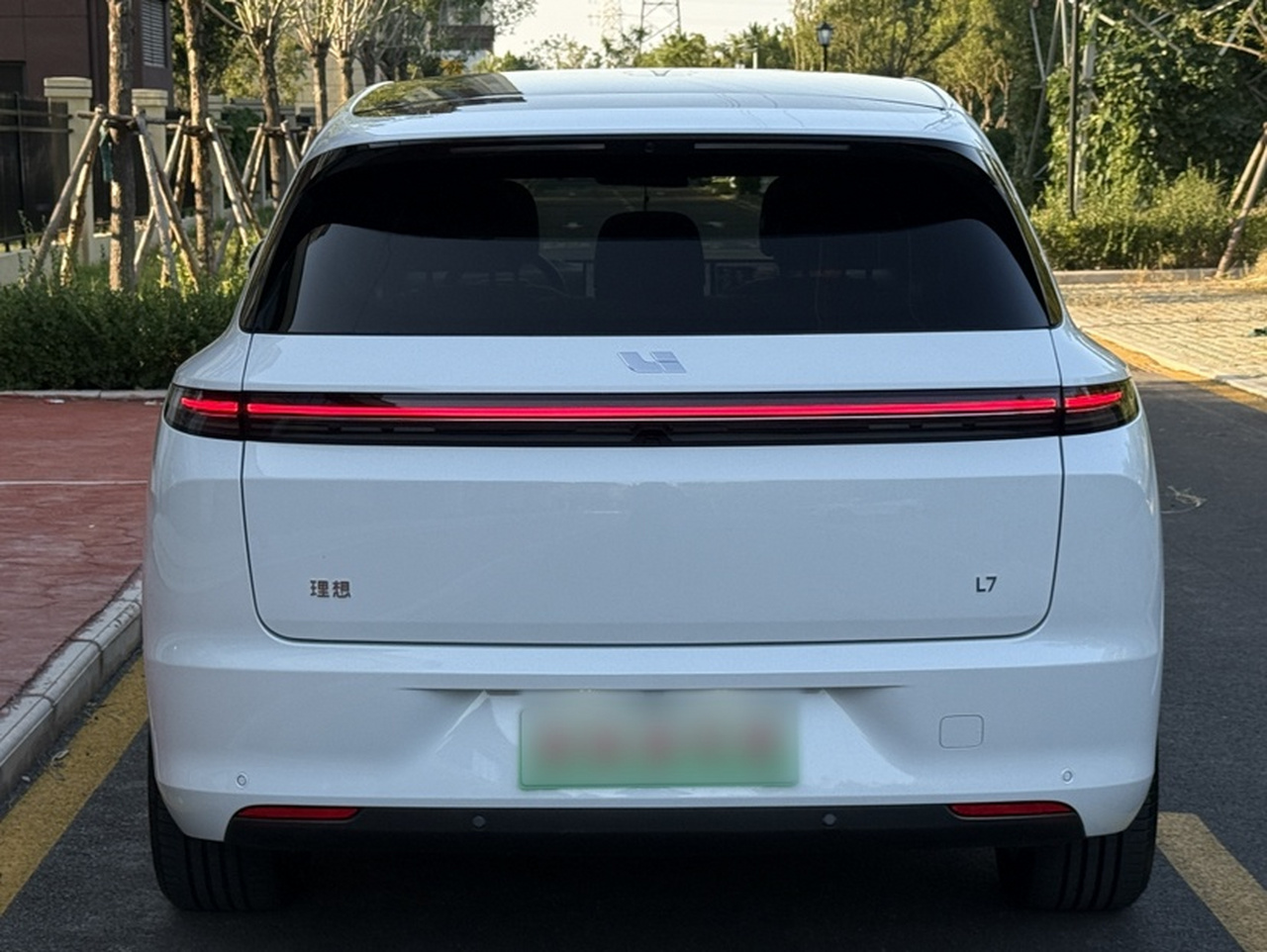 Li L7 2023 Pro photo 2