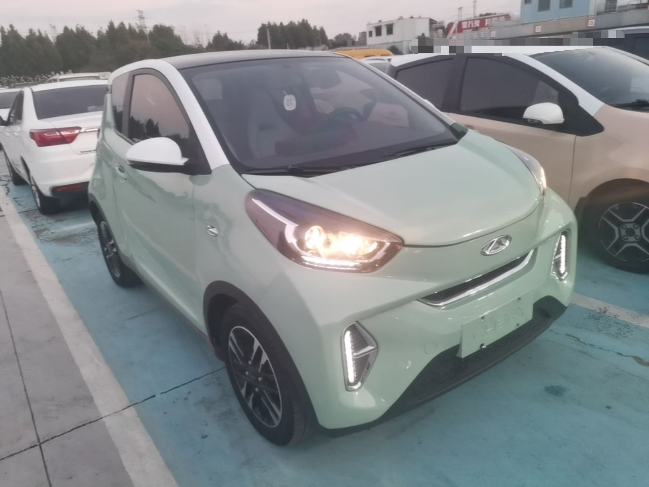 QQ Little Ant 2022 LFP 30kW 301km photo 3