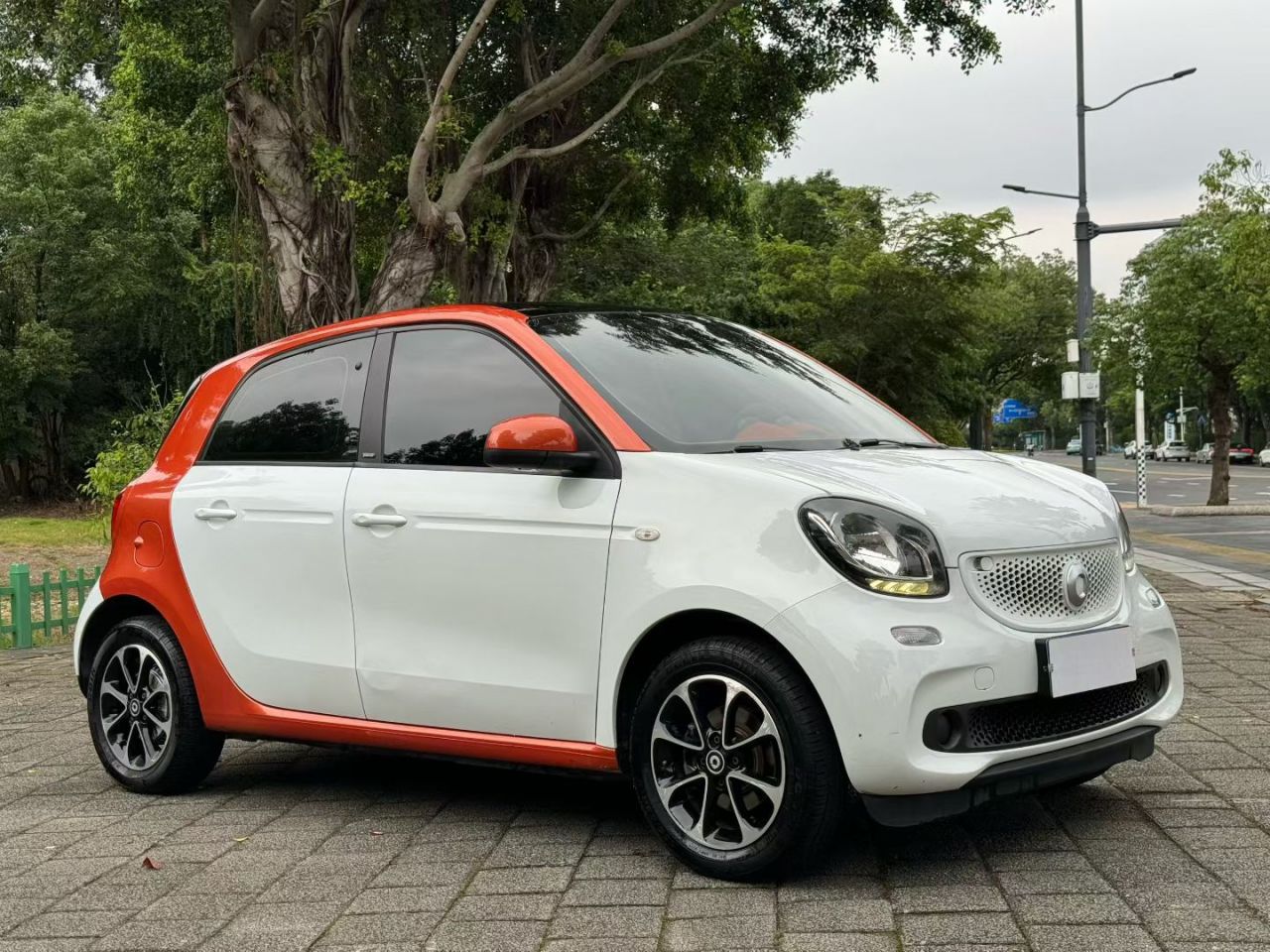 forfour 2016 1.0L 52 photo 2