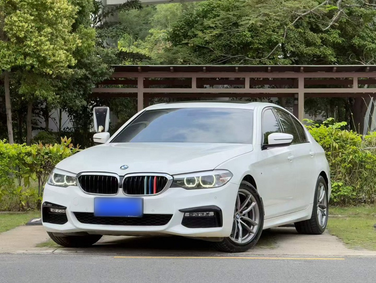 5 Series Imported 2018 525i M Sport Package