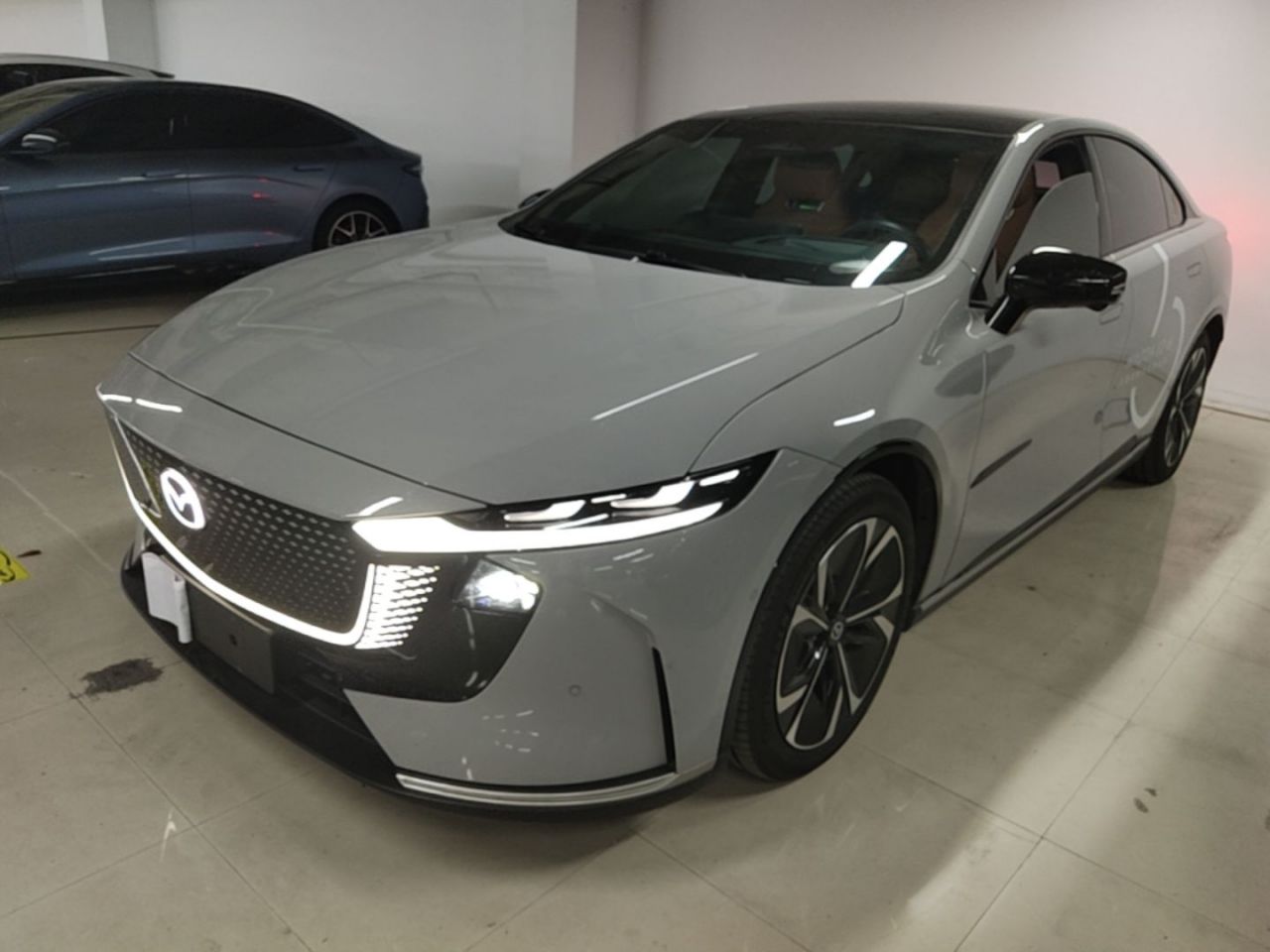 EZ-6 2024 EV 600 Smart Premium
