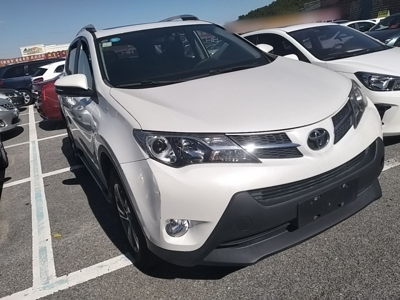 RAV4 2015 2.0L CVT RWD photo 3
