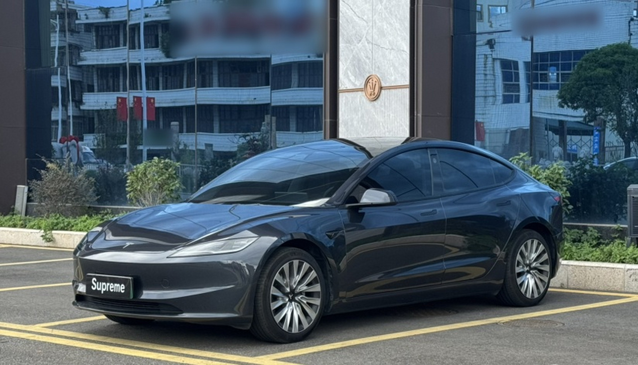 Model 3 2023 RWD