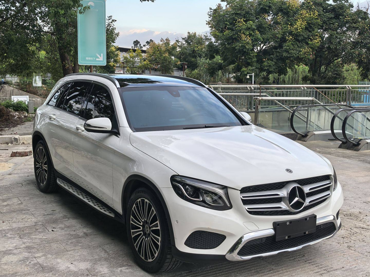 GLC 2019 GLC 200 L 4MATIC photo 4