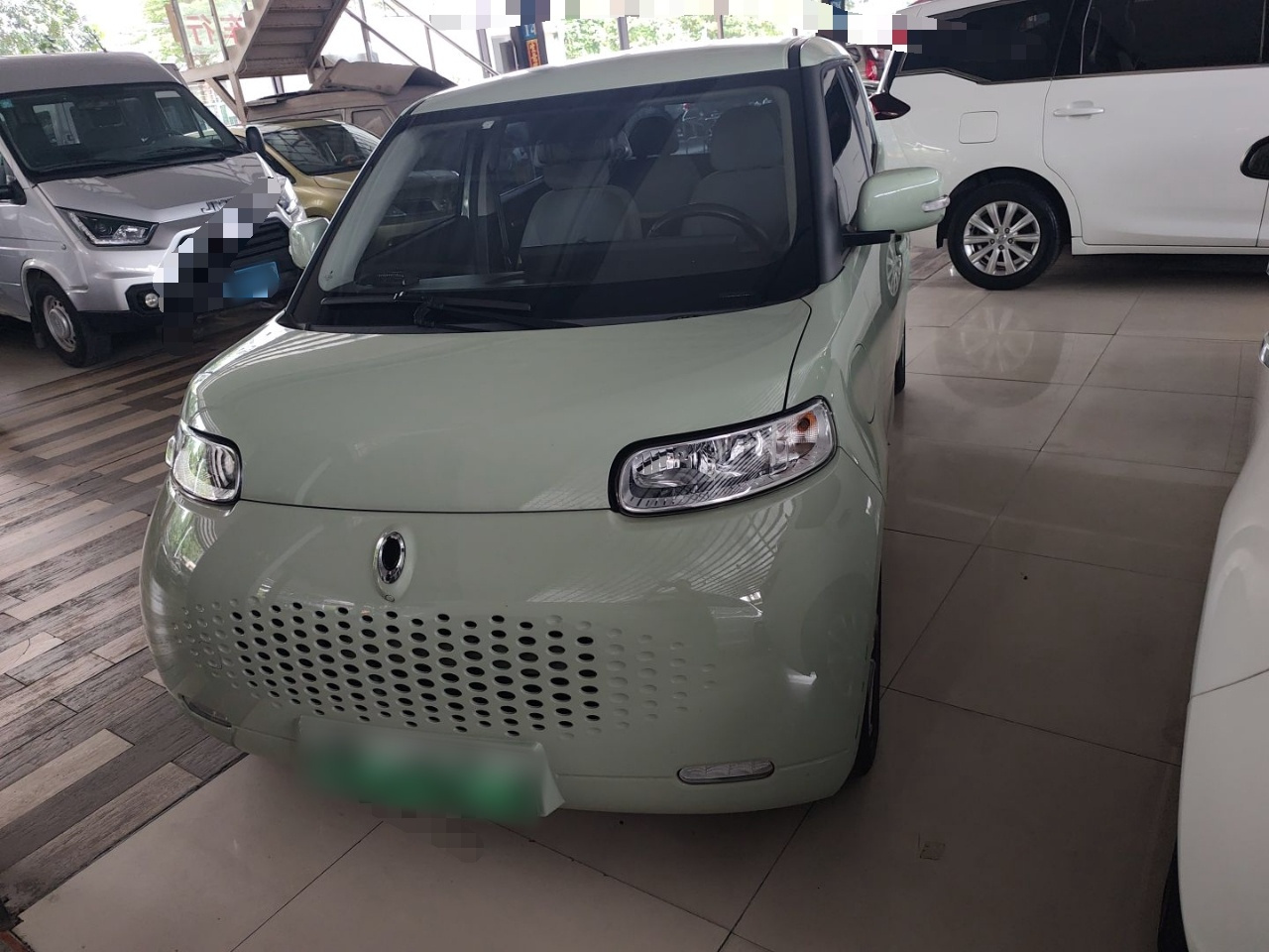 2022 Upgraded 305km Luxury NCM photo 2