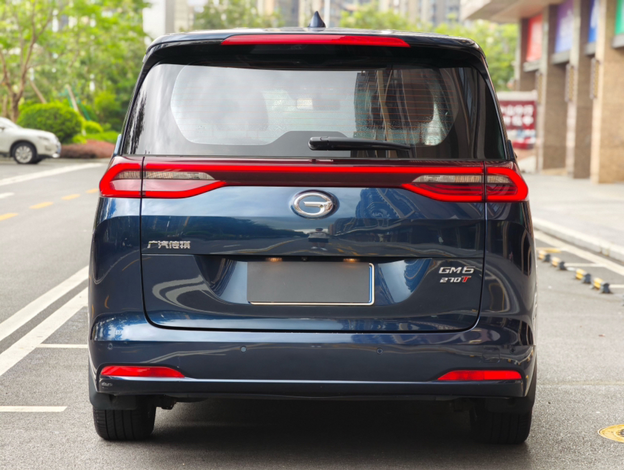 GAC Trumpchi M6 2019 270T DCT Exclusive 7-Seater China VI photo 3
