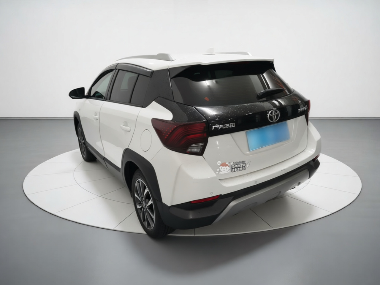 YARiS L 2022 X 1.5L CVT Luxury PLUS photo 4