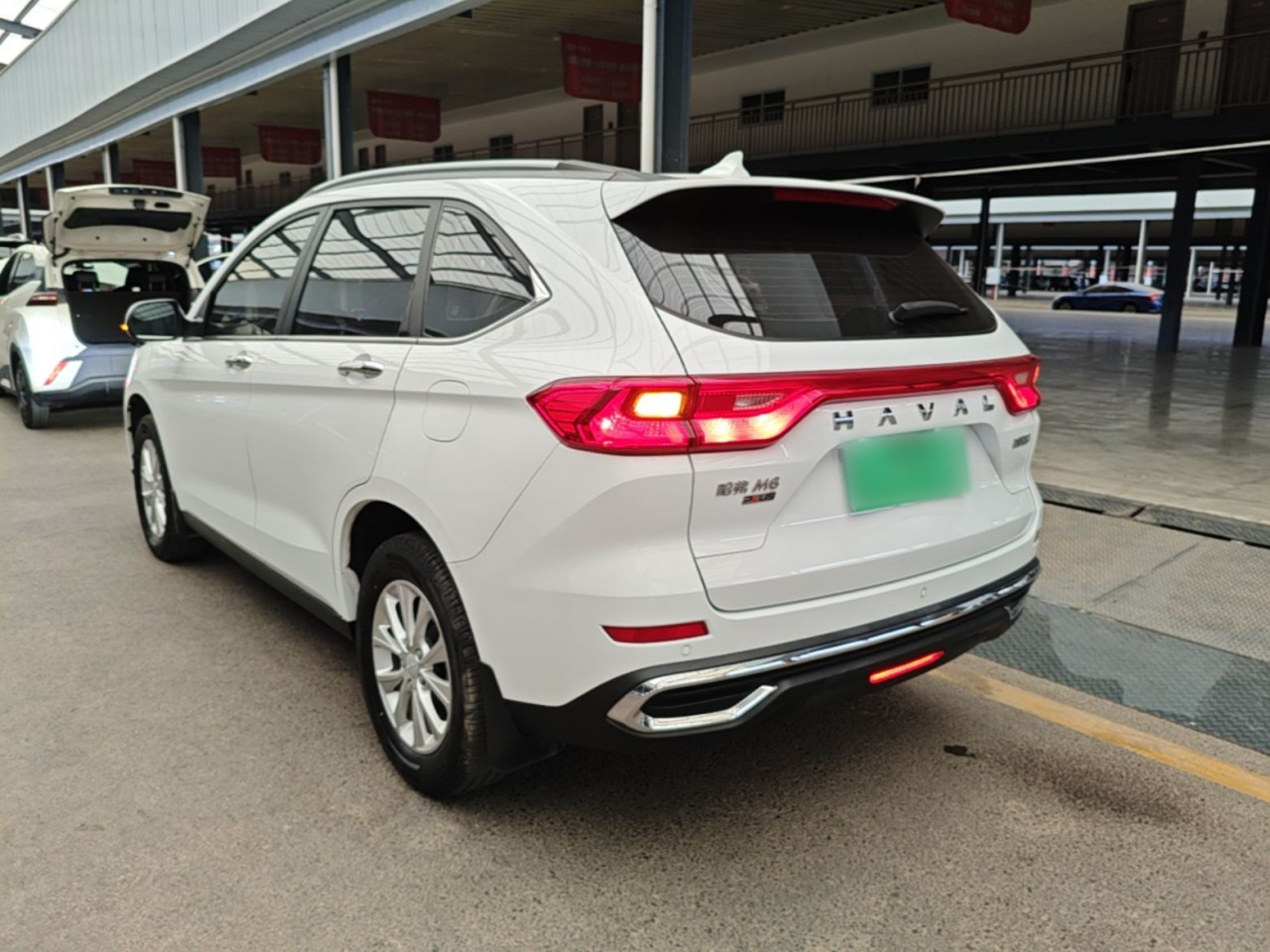 M6 2023 PLUS 1.5T DCT Luxury Connected photo 4