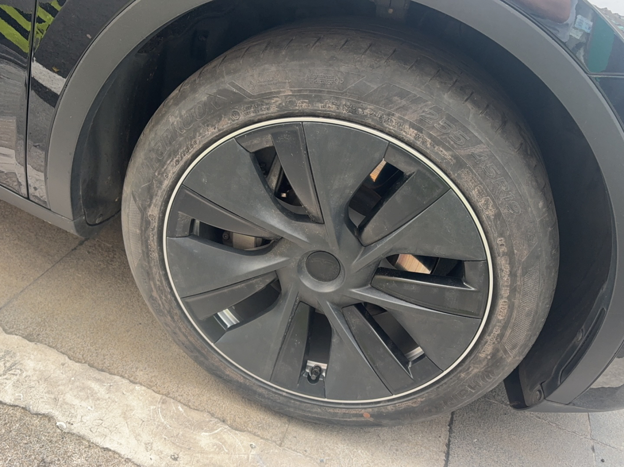 Model Y 2021 Long Range AWD 3D7 photo 4