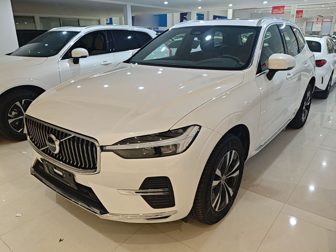 XC60 2025 B5 AWD Luxury