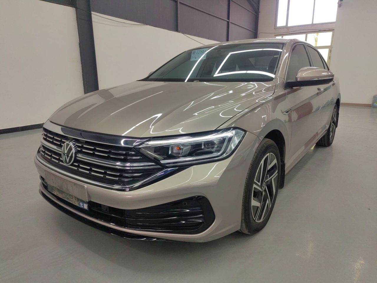 Sagitar 2023 280TSI DSG Lite