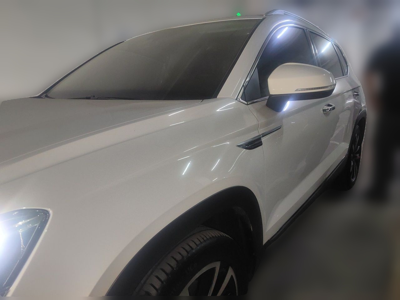 Tharu 2021 330TSI AWD Luxury