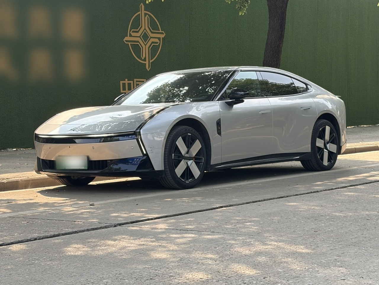 P7 2025 750 AWD Performance Ultra
