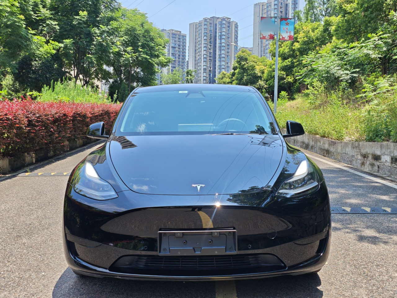 Model Y 2022 Facelift RWD photo 2