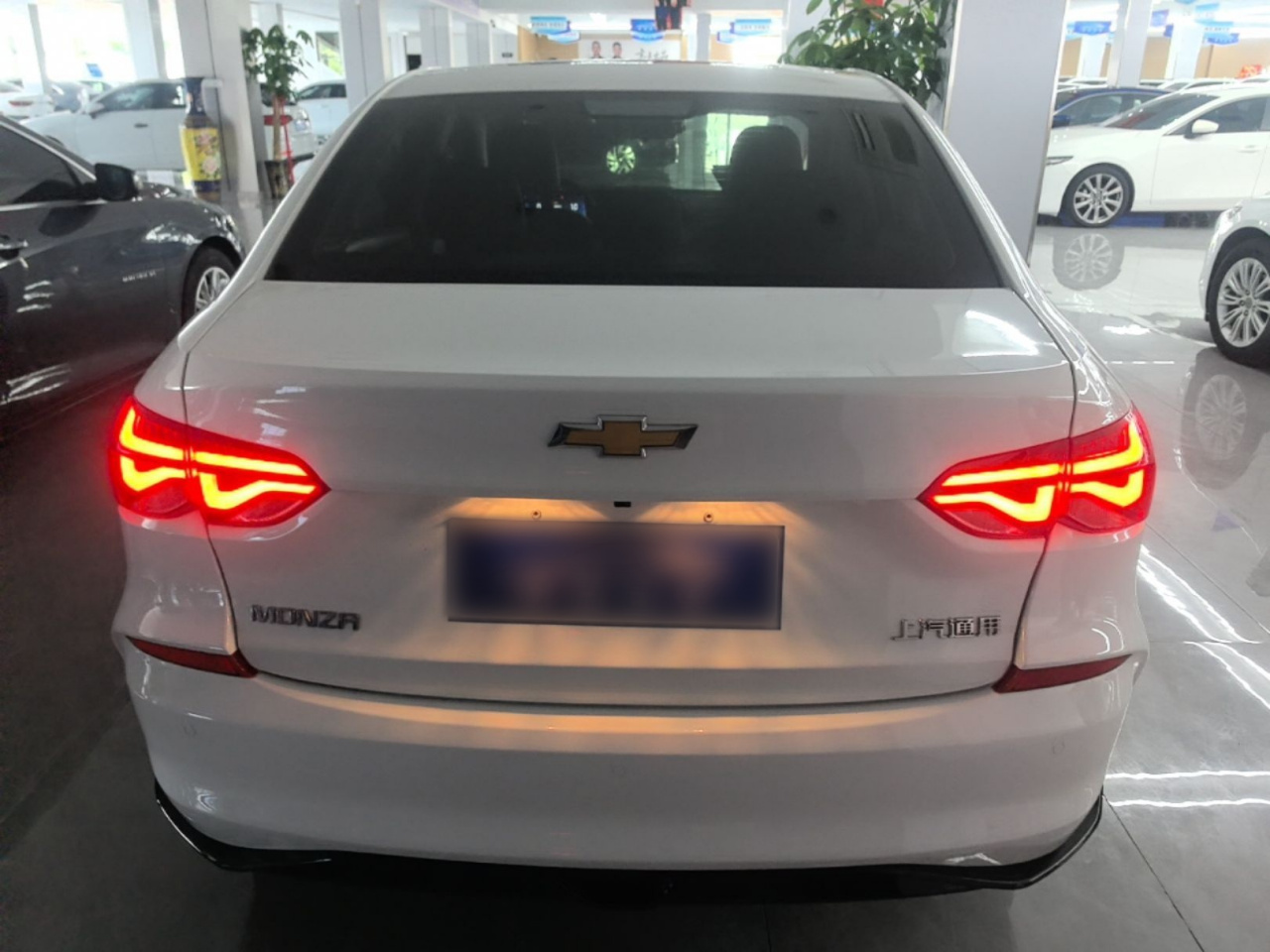 Cruze 2023 1.5L DCT Enjoy photo 3