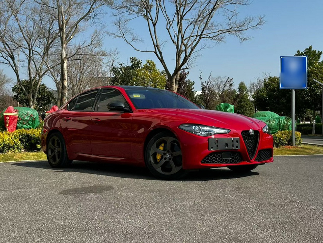 Alfa Romeo Giulia 2019 2.0T 280HP Luxury photo 2