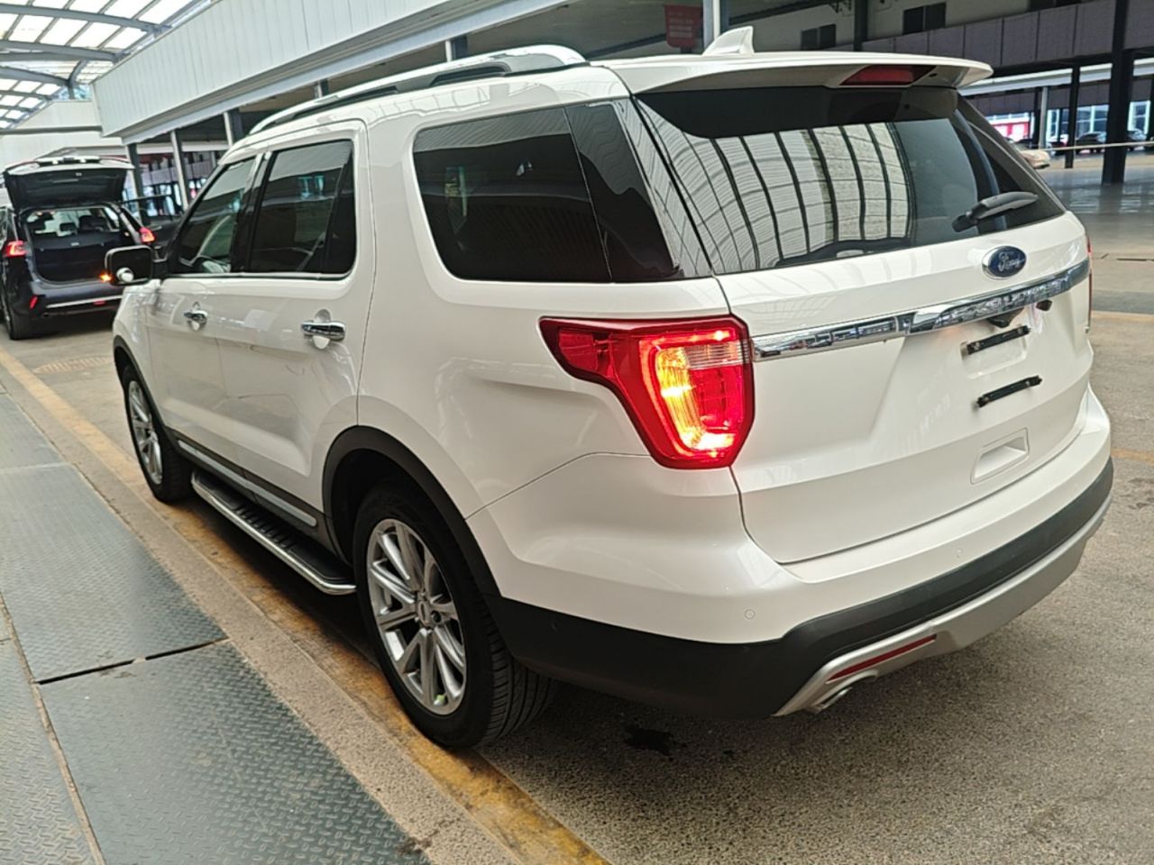 Explorer Imported 2016 2.3T Elite photo 4