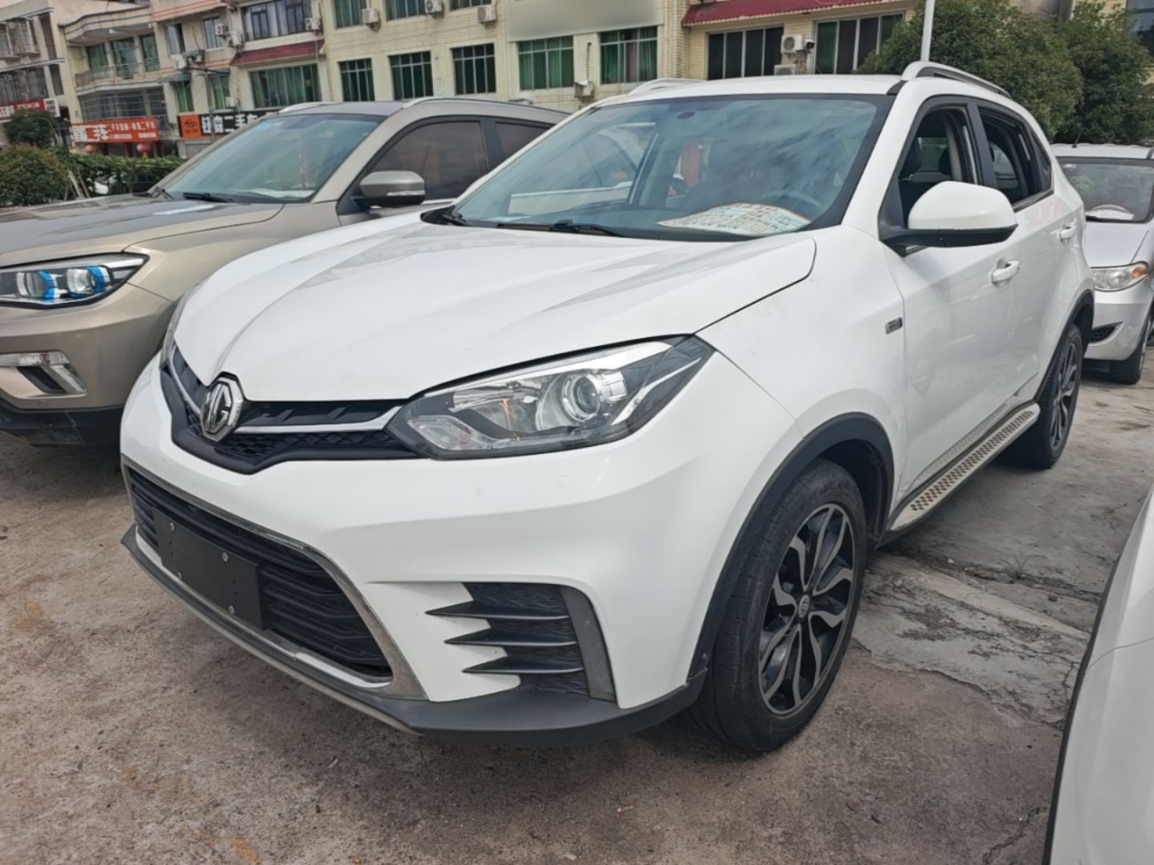 GS 2017 20T AT Exclusive