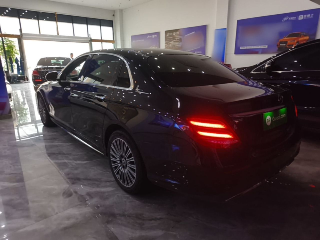 E-Class 2018 Facelift E 200 L Sport photo 4