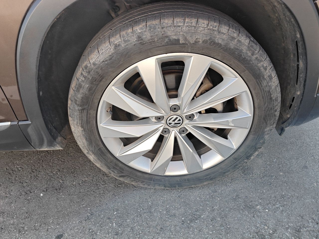 Tayron 2019 380TSI AWD Premium China V photo 2