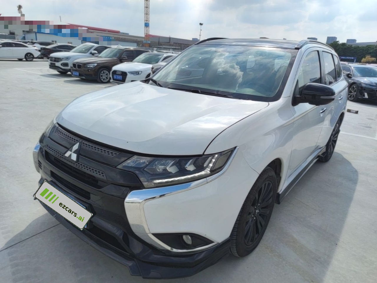 Outlander 2021 2.4L AWD 5-Seater