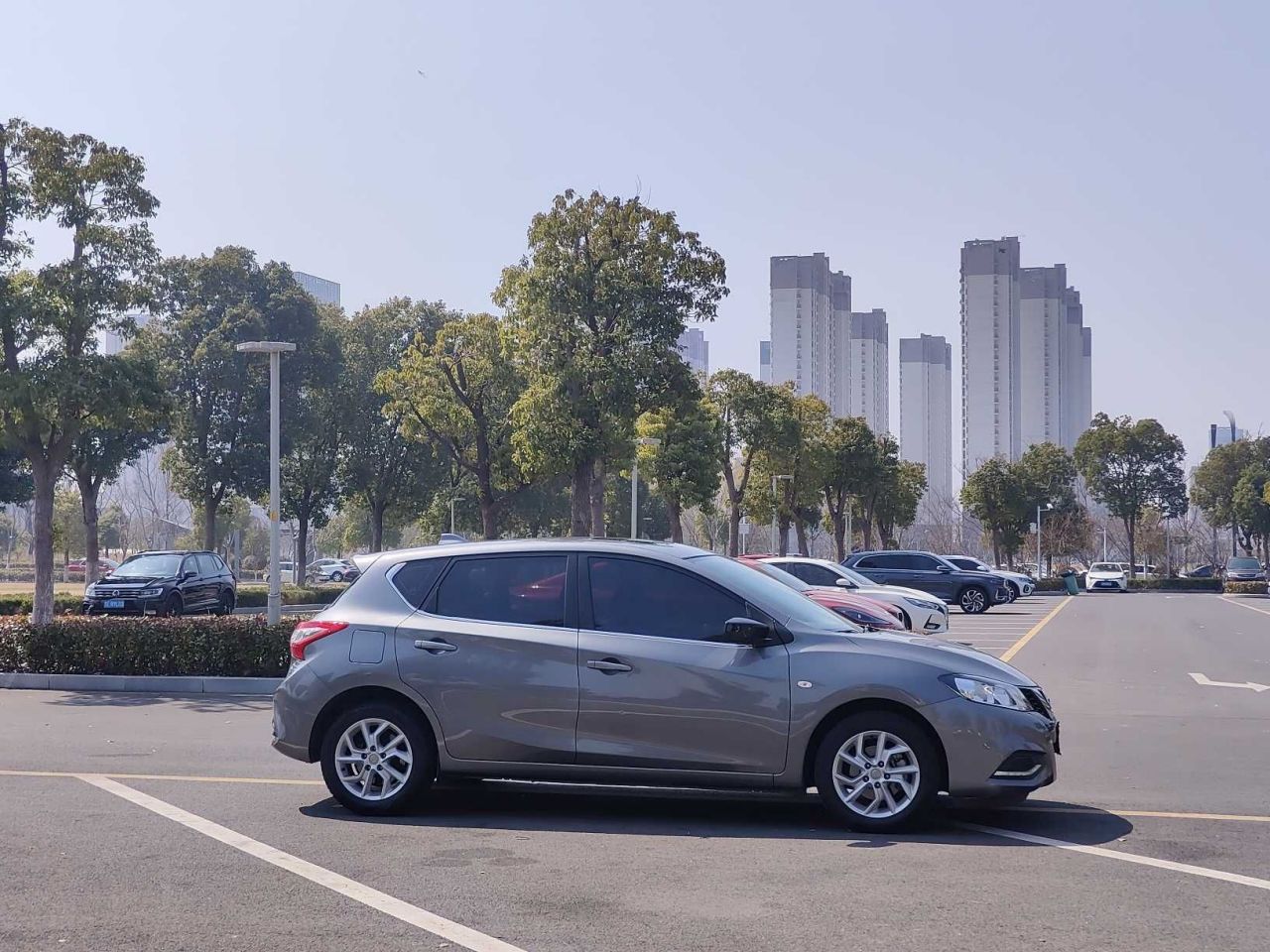 Tiida 2021 1.6L CVT photo 4