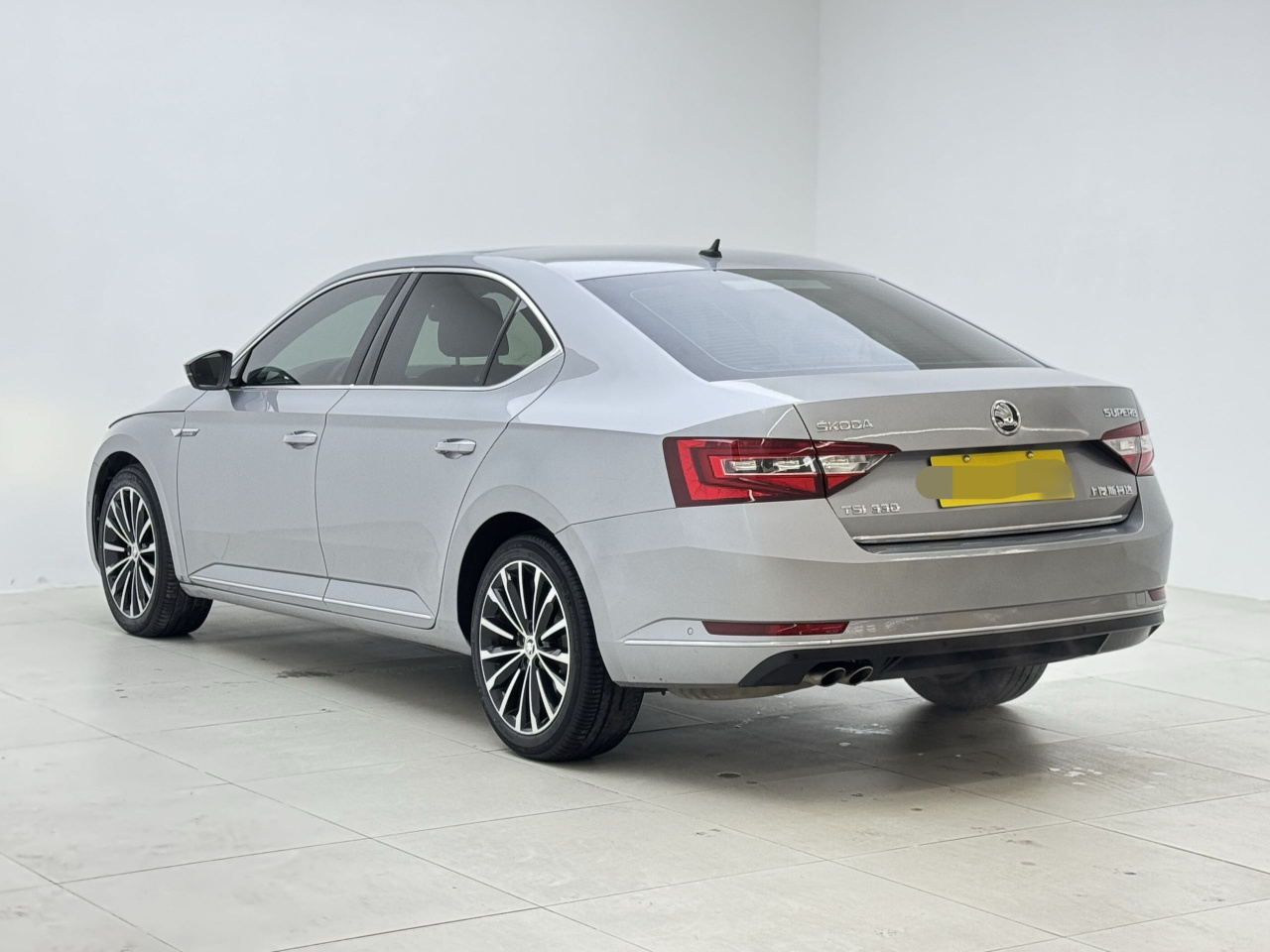 Superb 2016 TSI330 DSG photo 4