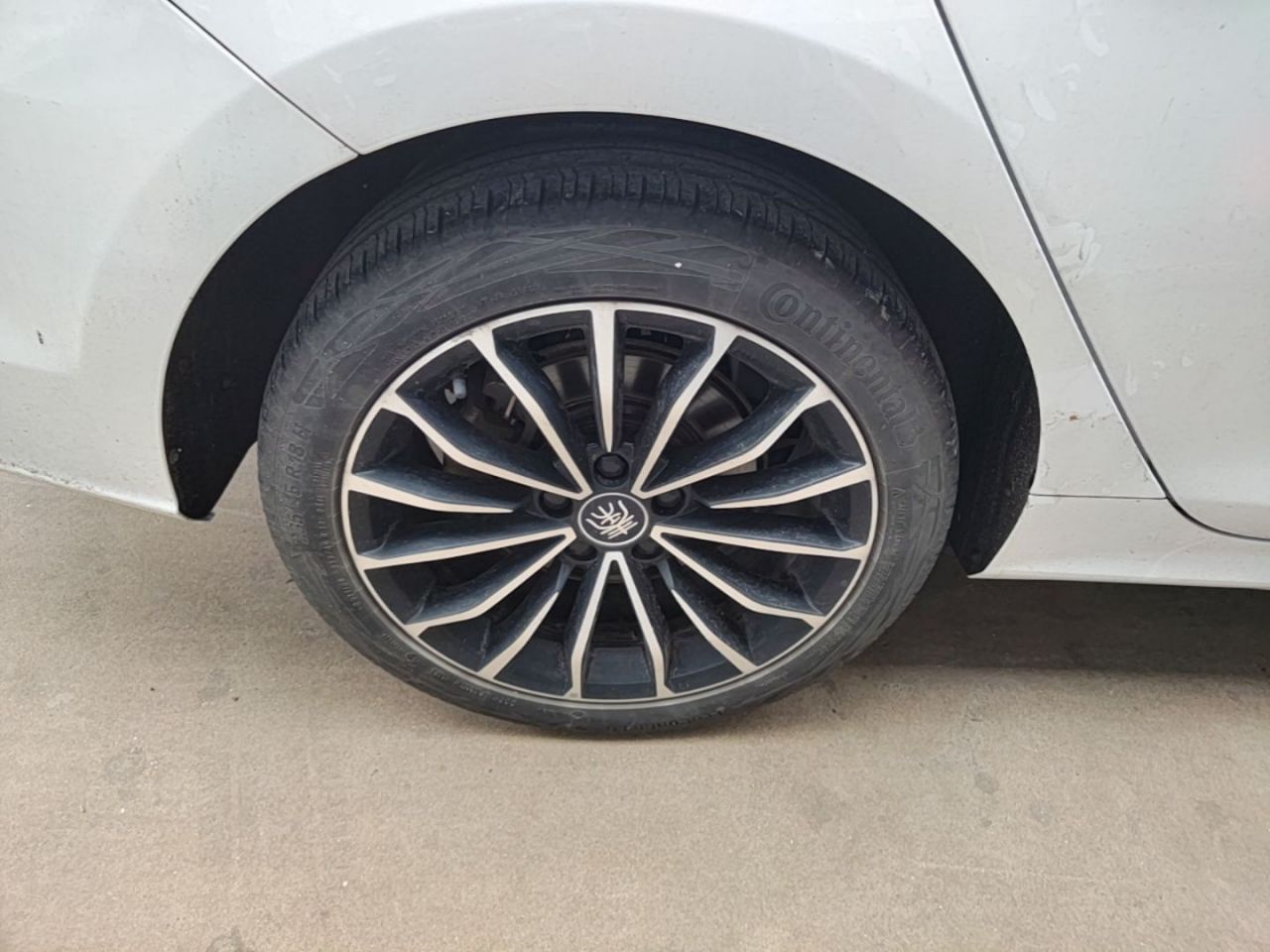 Qin PLUS 2021 EV 600KM Flagship photo 4