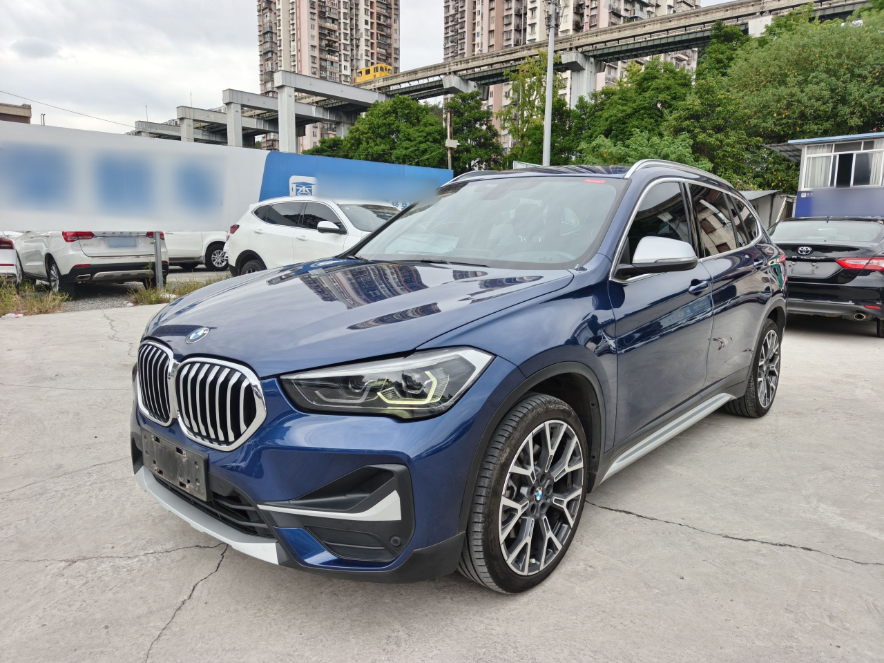 X1 2022 xDrive25Li Exclusive