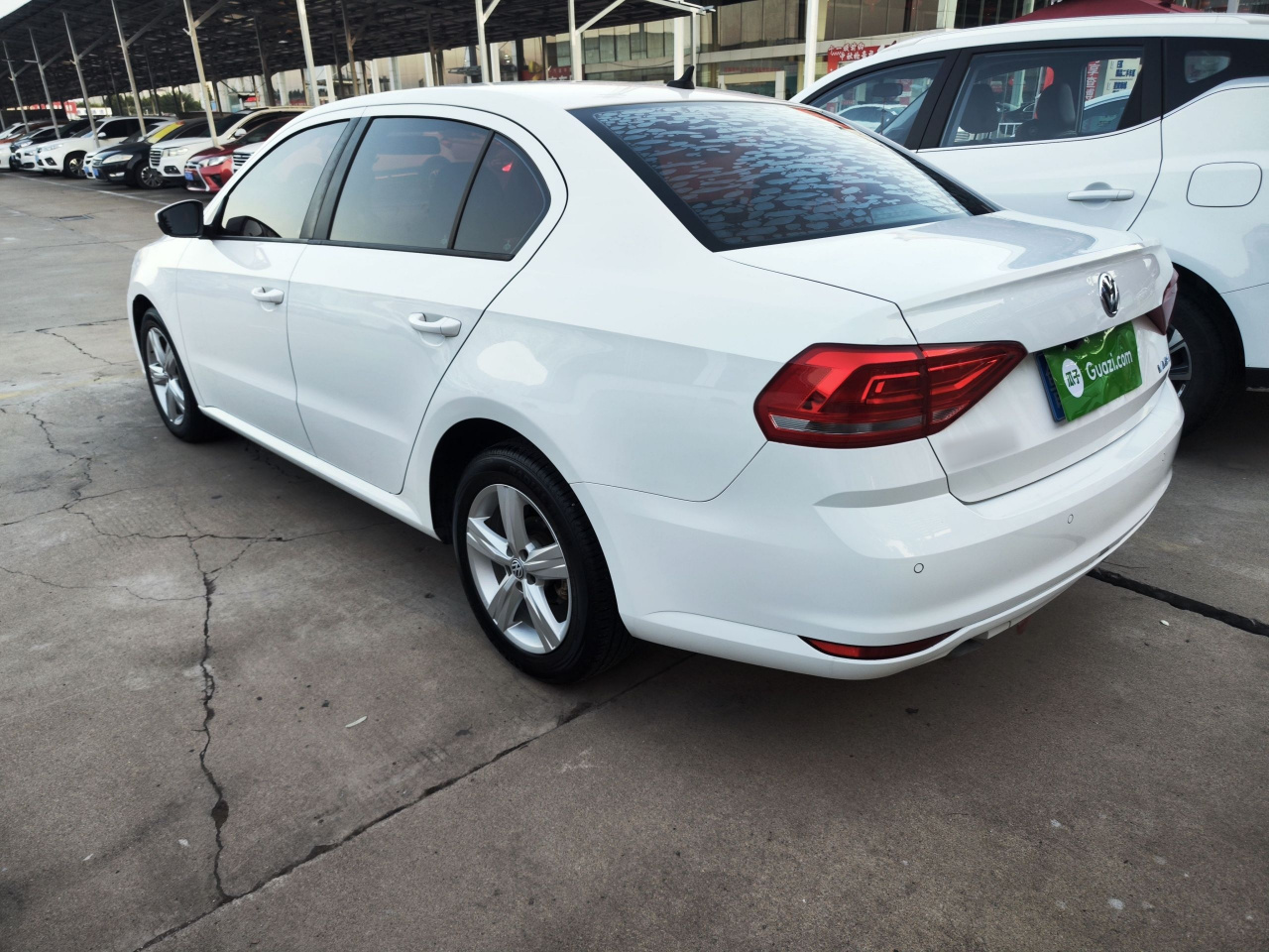 Lavida 2017 1.6L AT photo 4