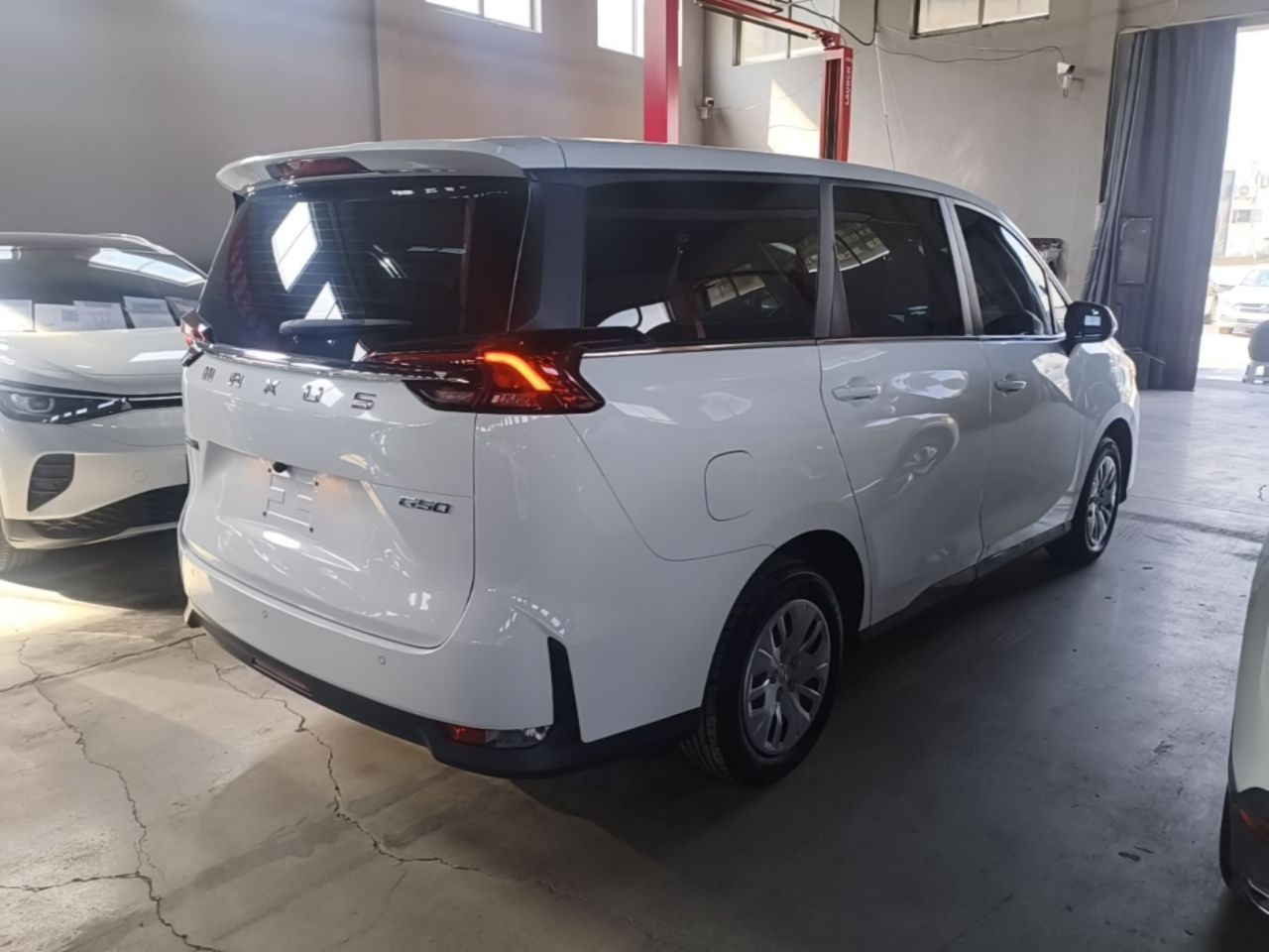 MAXUS G50 2025 1.5T photo 4