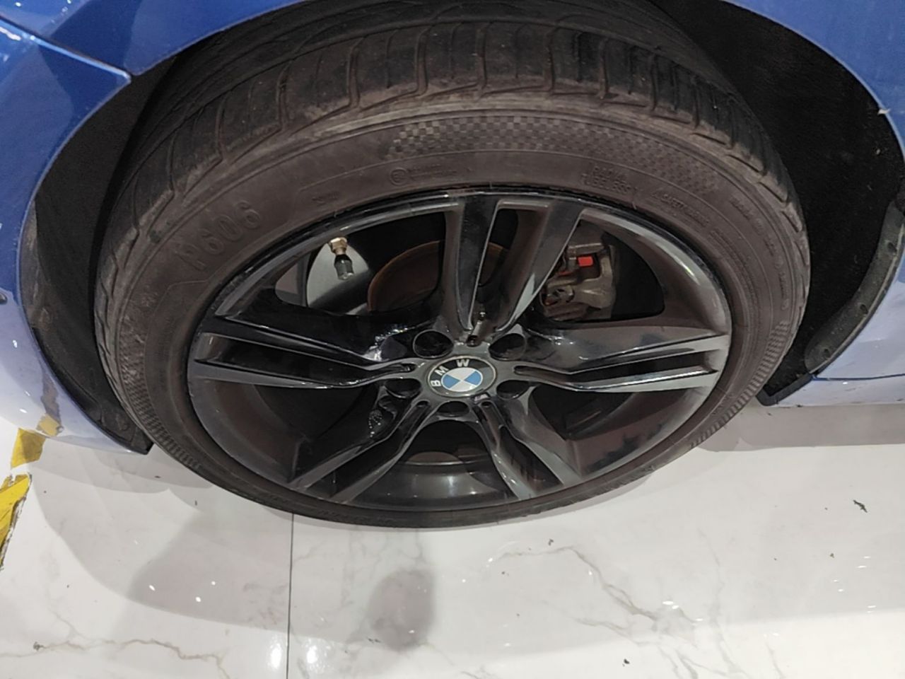 3 Series 2019 320Li M Sport photo 2