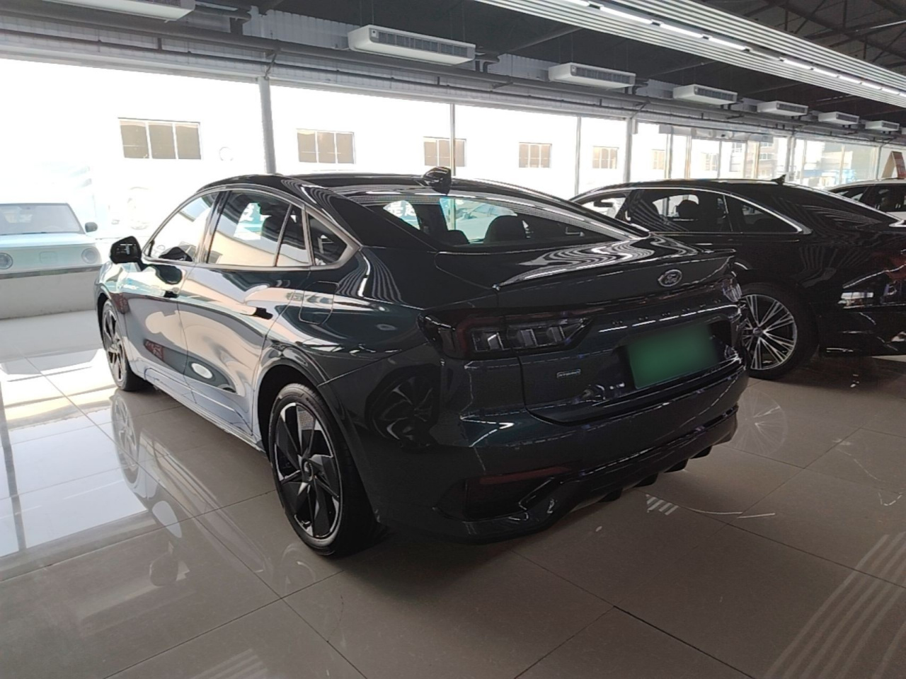 Mondeo 2023 1.5T E- Hybrid ST-Line photo 4