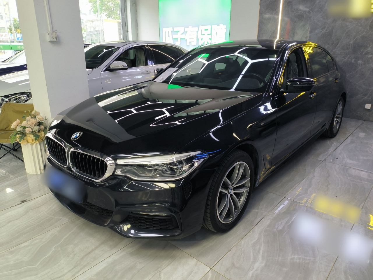 5 Series 2018 525Li M Sport Package