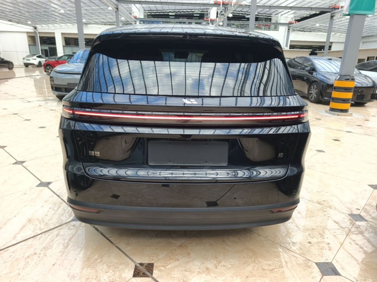Li Auto i8 2025 Standard photo 5