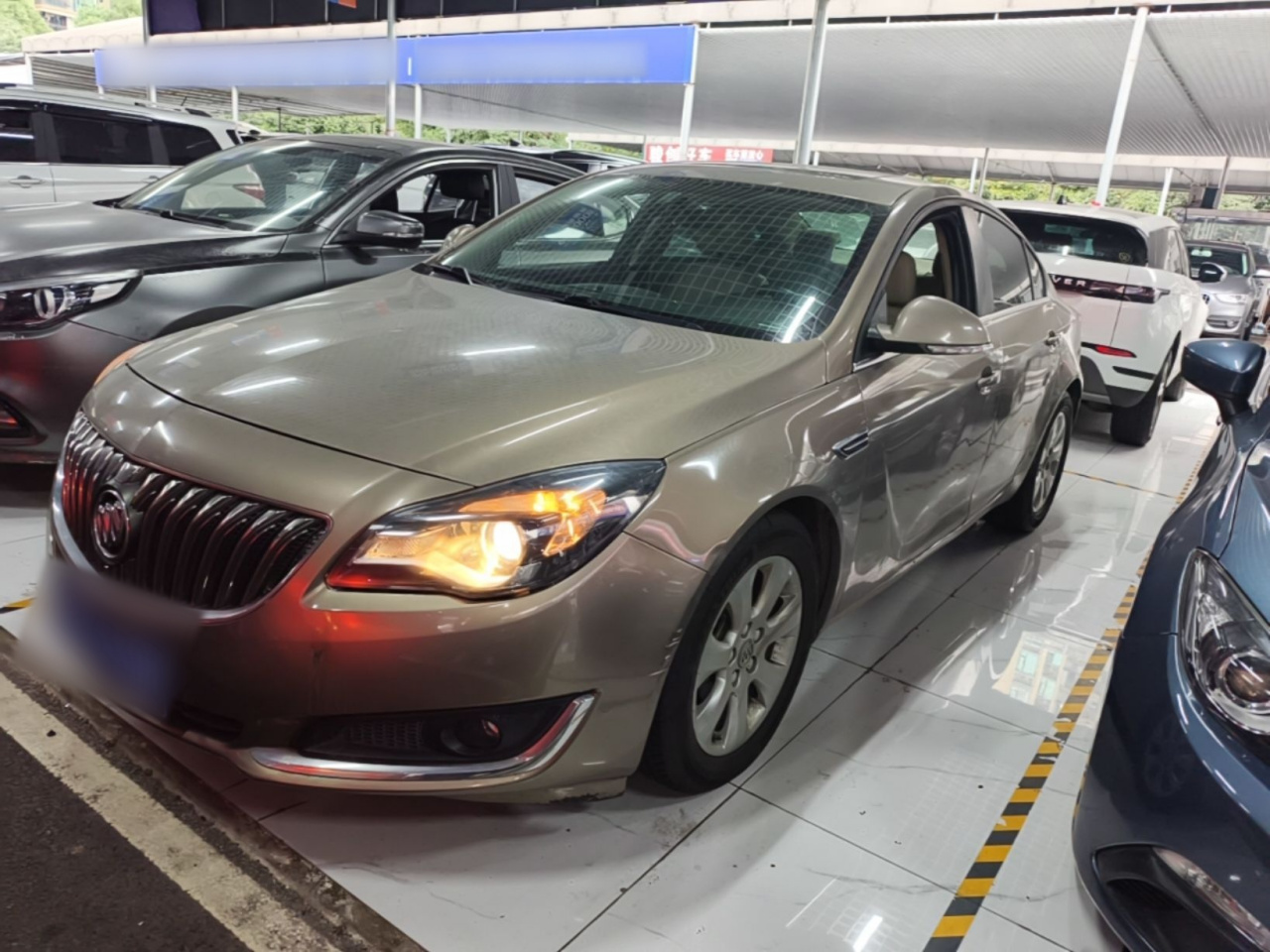 Regal 2015 2.0L Leading Fashion