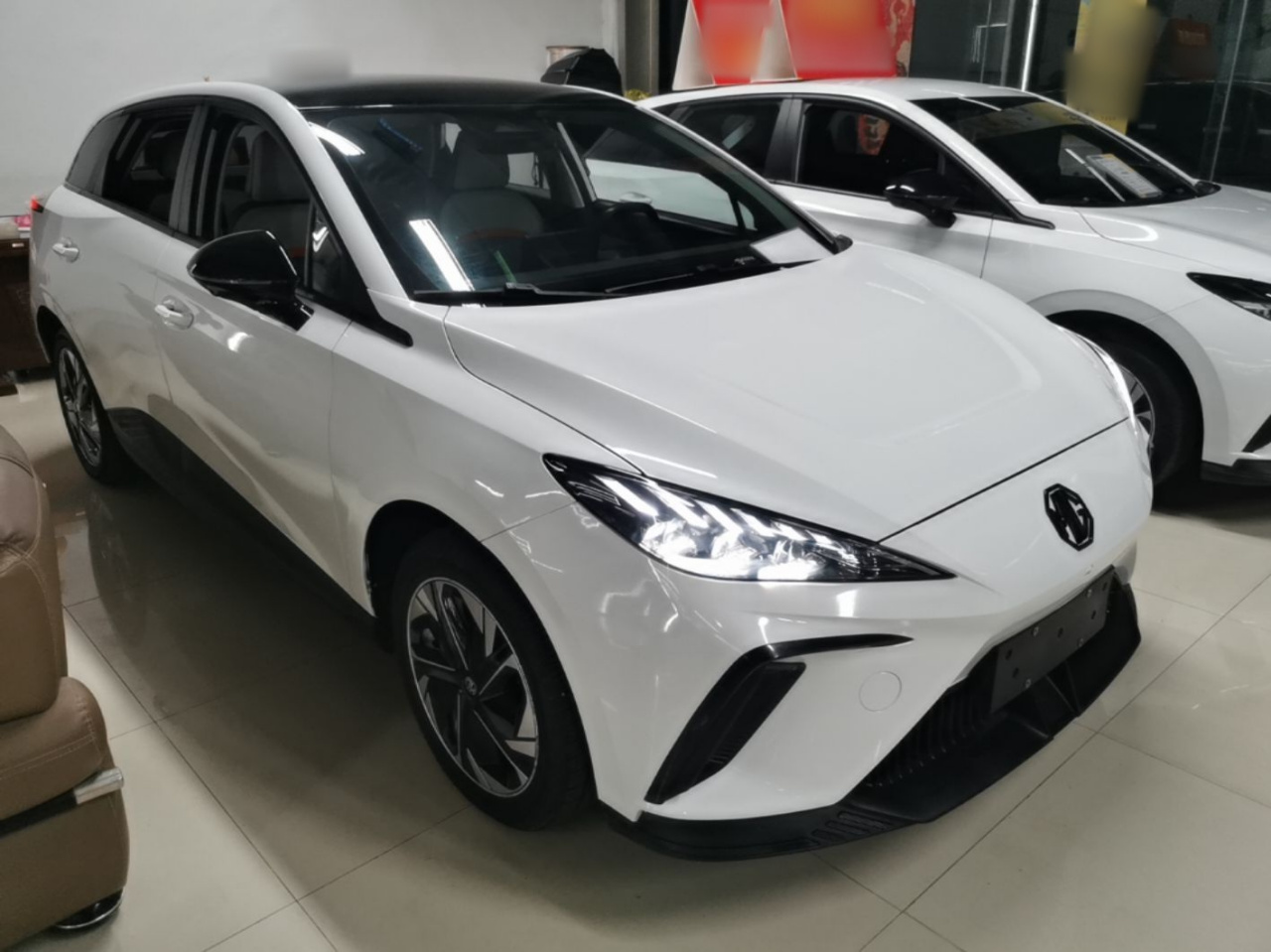 MG4 EV 2022 425km Luxury photo 5