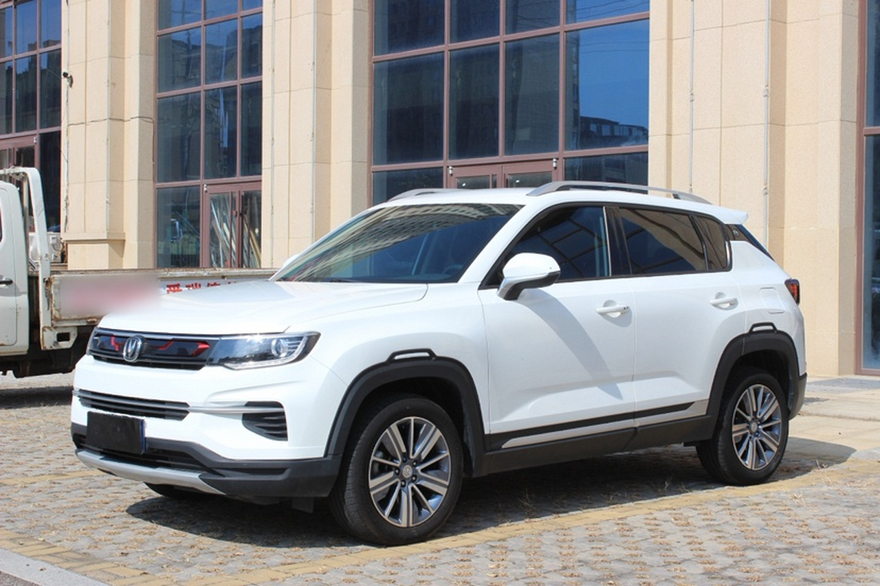 CS35PLUS 2020 1.4T DCT