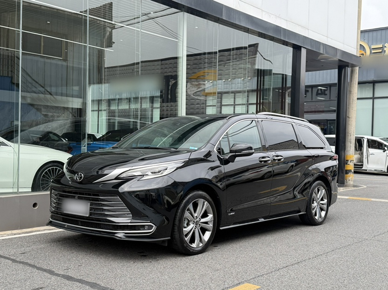 Sienna 2024 2.5L Hybrid Supreme