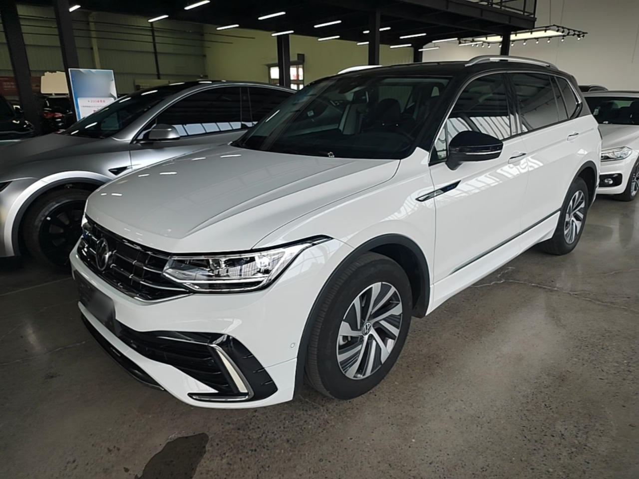 Tiguan L EV 2023 430PHEV PHEV Premium