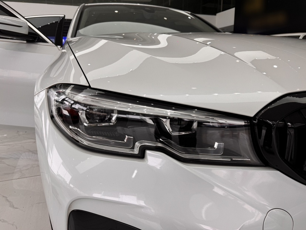3 Series 2020 325Li M Sport Package photo 3