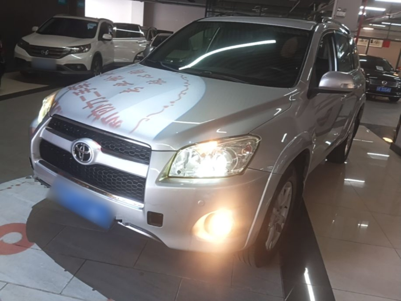 RAV4 2011 2.4L AT AWD Luxury