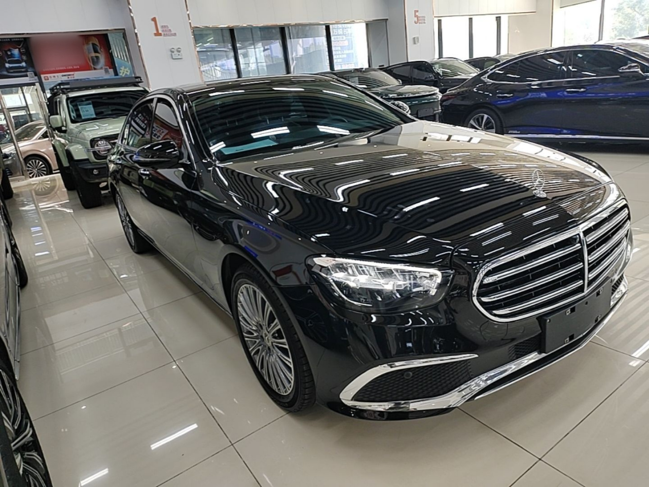E-Class 2023 Facelift E 300 L Fashion photo 3