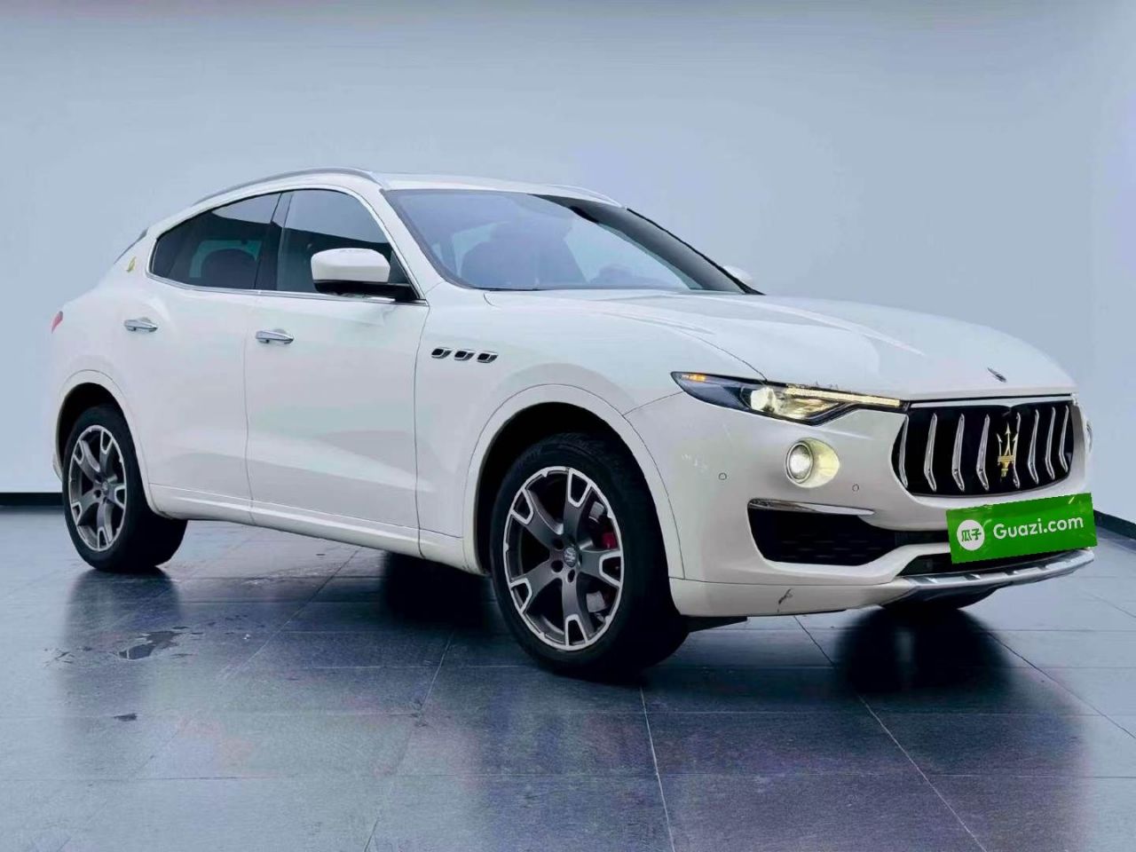 Levante 2018 3.0T Standard photo 4